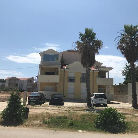 Ferienwohnung Jersani Murter Exterior foto