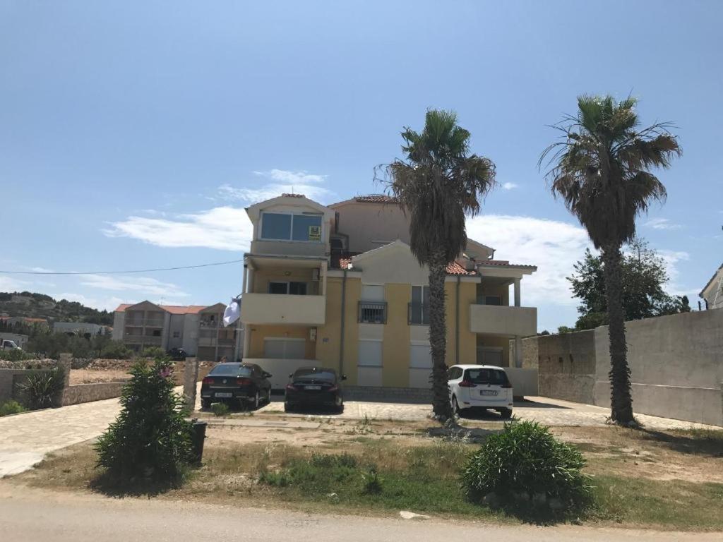Ferienwohnung Jersani Murter Exterior foto